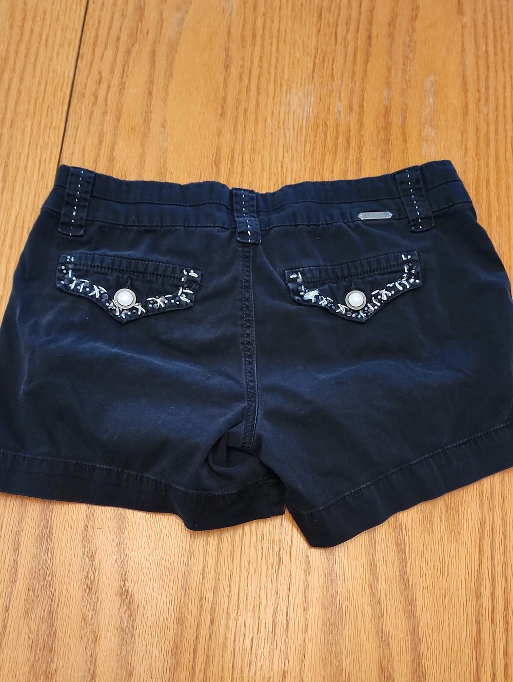 BKE Casuals Cotton Blend Shorts with Contrast Stitching - Picture 2 of 16